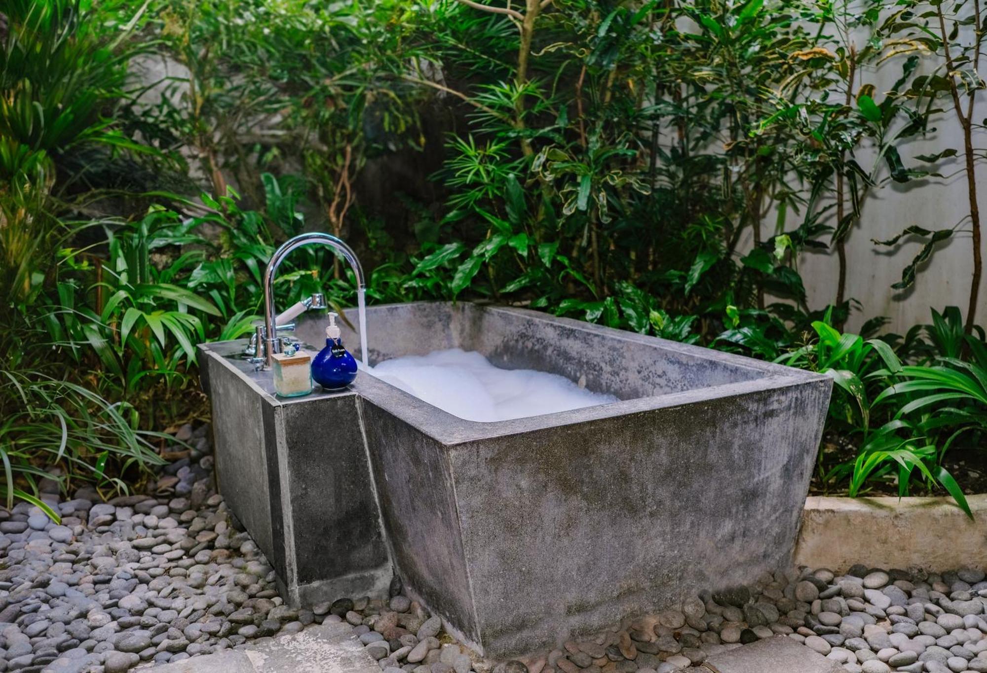 Amora Ubud Boutique Villas Eksteriør billede